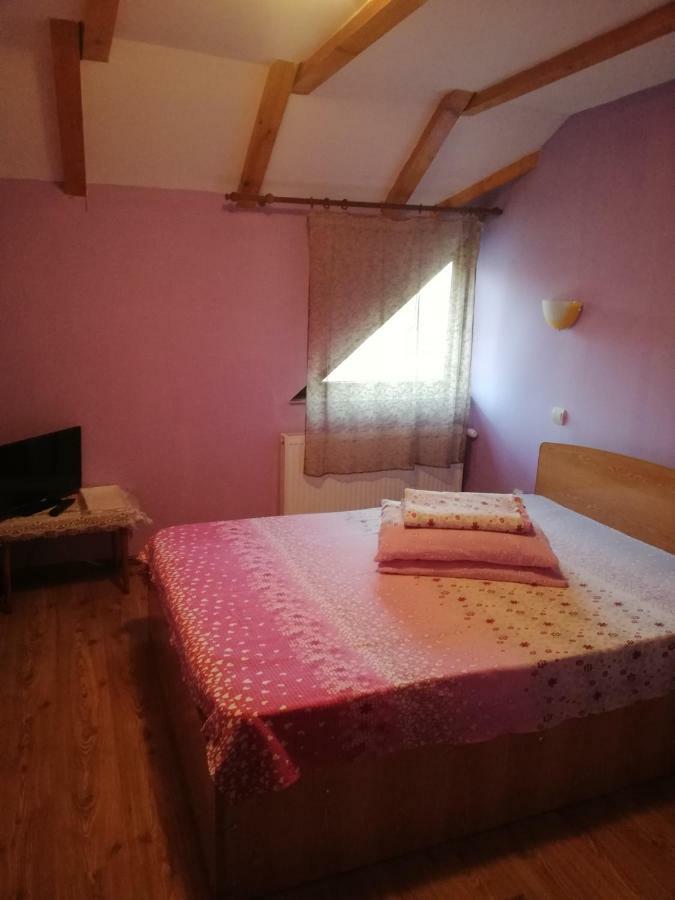 Villa Casa Tatar à Braşov Extérieur photo